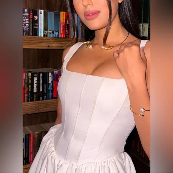 Zara ruched corset dress - Picture 3 of 4